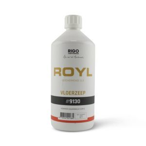een fles vloerzeep van royl